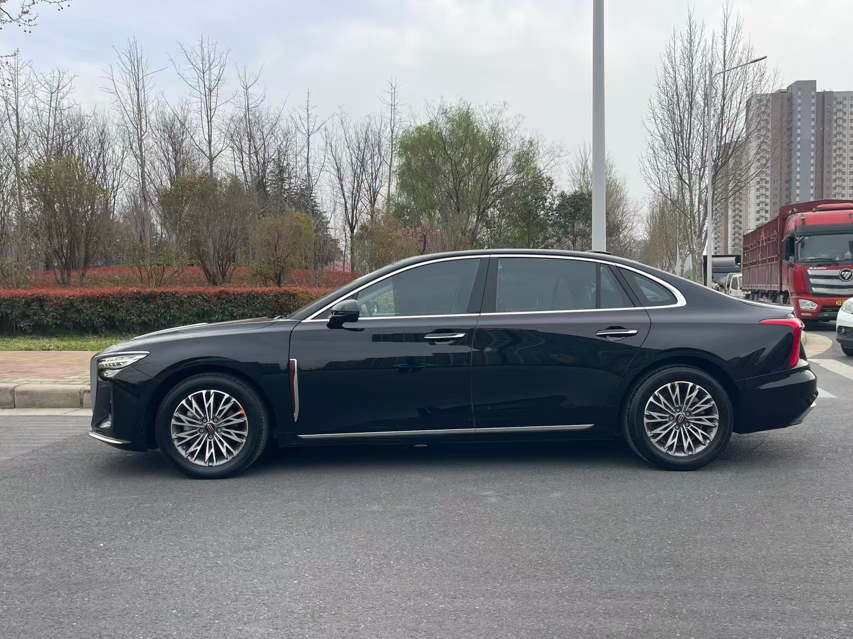 Hongqi H5 2023 1.5T-A/MTZhilianqiyunEditionDCT(China VI) thumbnail 4