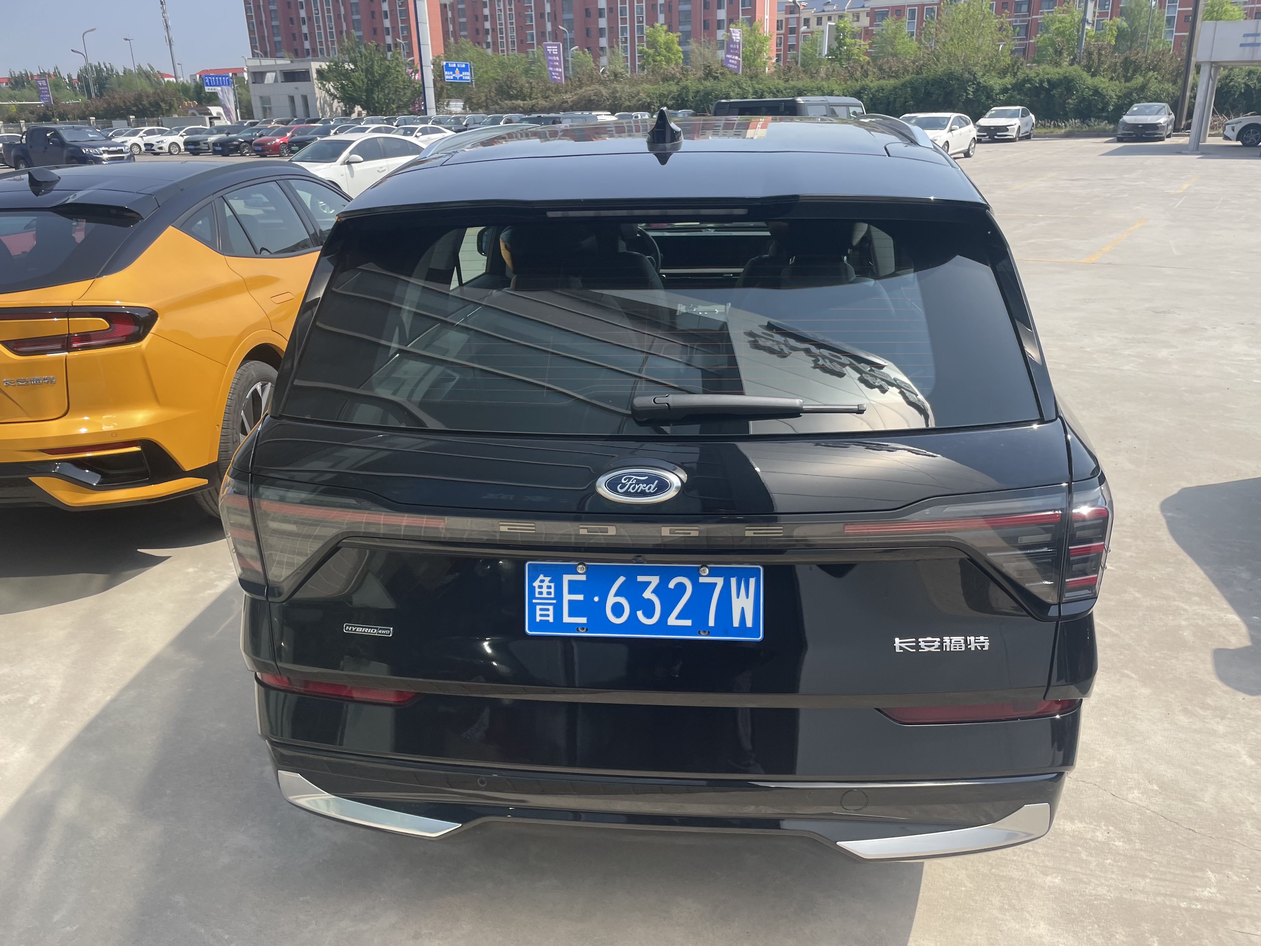 Ford Ruijie 2026 L-2.0T-E-CVT-EcoBoost-EHybrid4WDZhizunType7-SeaterHEV(China VI) thumbnail 4