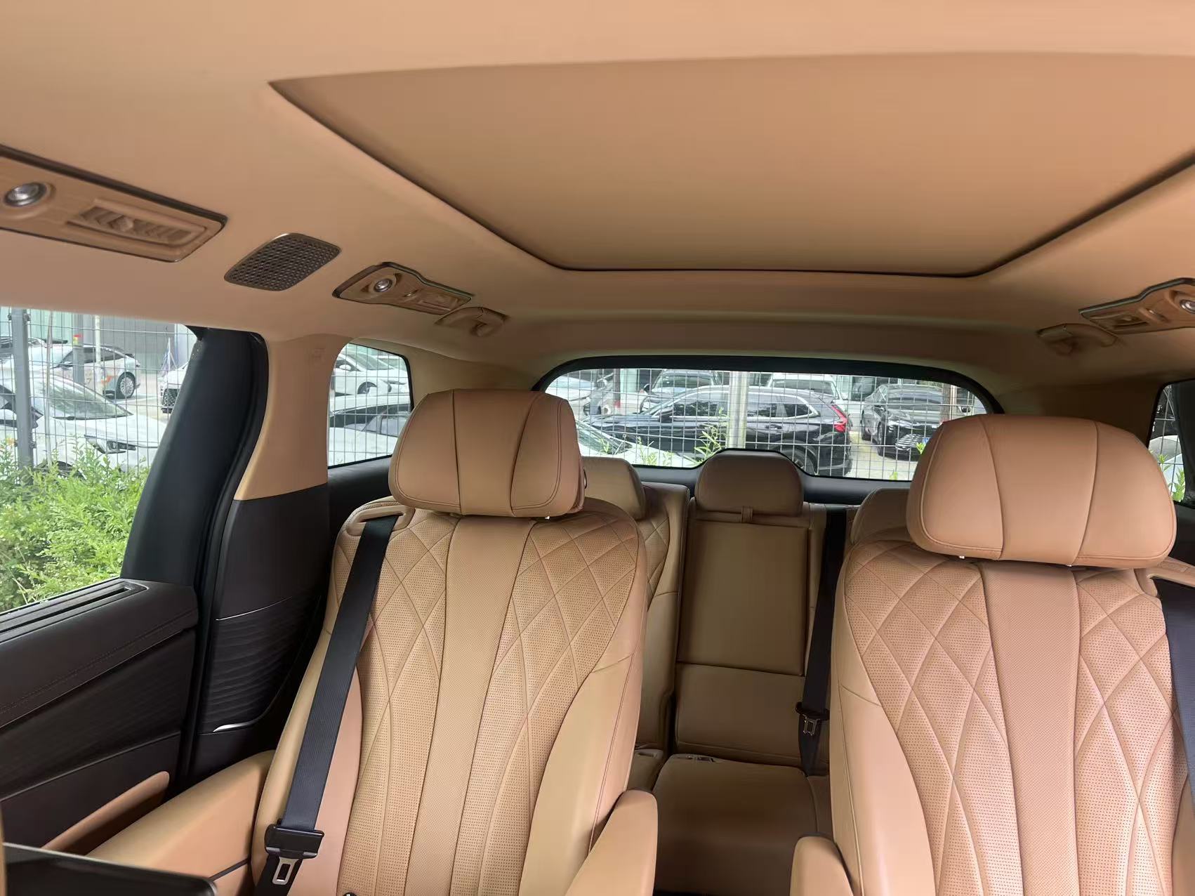 Denza D9 2025 1.5T-E-CVT4WDDM-iSmart Drive1020Flagship7-SeaterPHEV(China VI) thumbnail 3