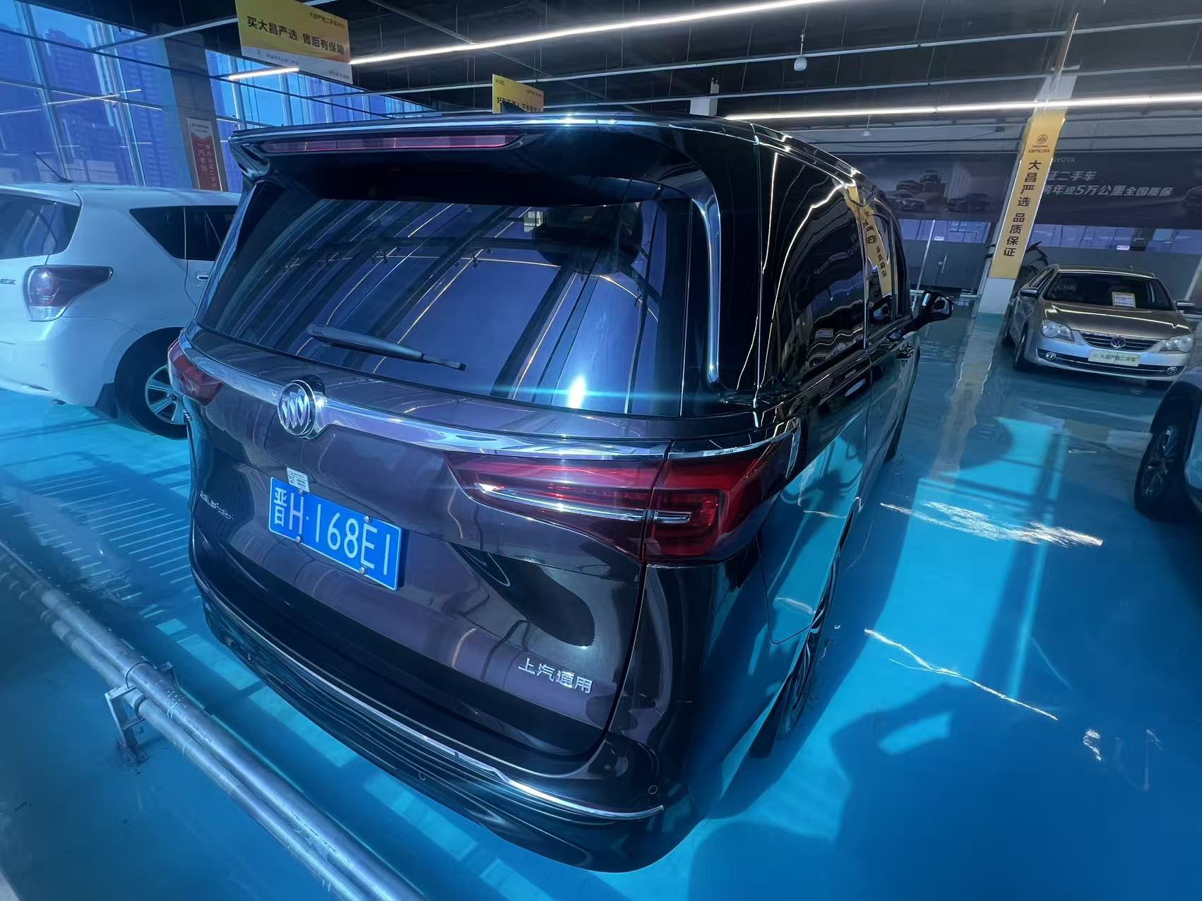 Buick GL8 2020 2.0T-A/MT-ESLuzun653TZunxiangType7-Seater(China VI) thumbnail 2