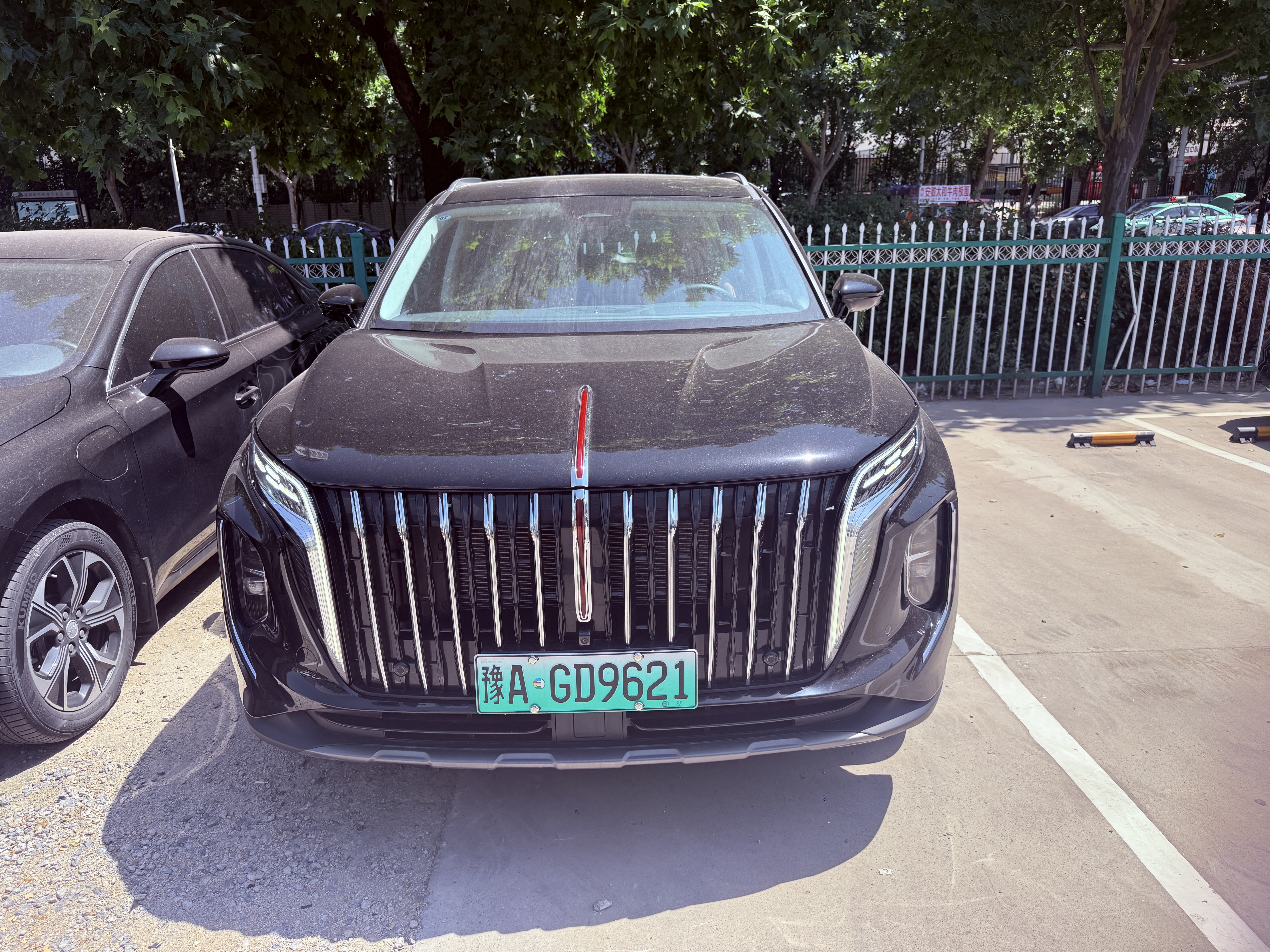 Hongqi HS7 PHEV 2025 2.0T-DHT4WDFaceliftQilingEdition6-SeaterPHEV(China VI) thumbnail 2