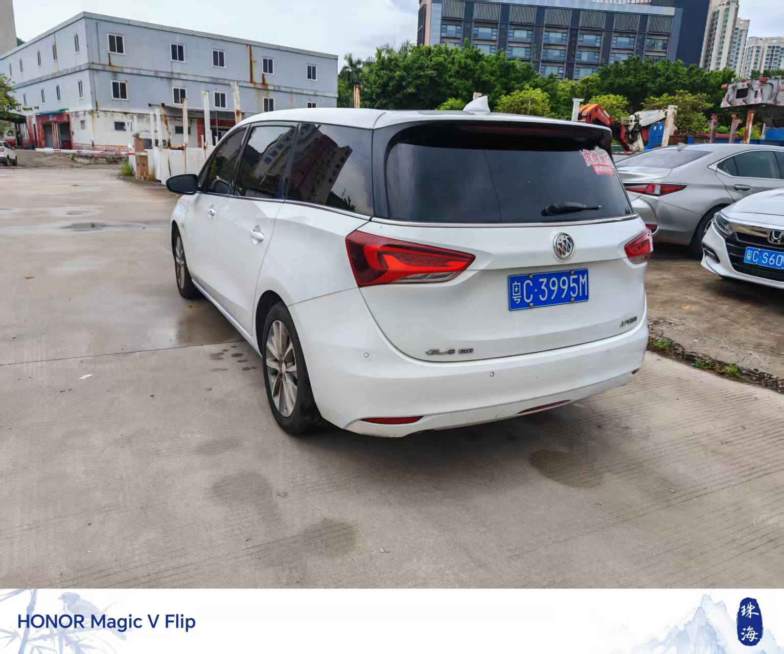 Buick GL6 2019 1.3T-A/MT-18TElite6-Seater(China VI) thumbnail 2