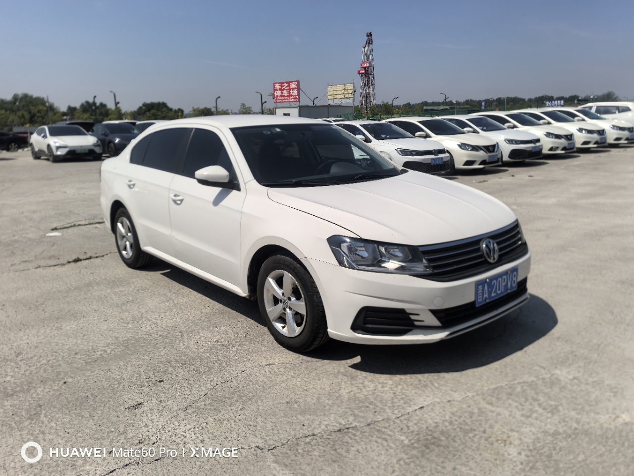 Volkswagen Lavida 2019 1.5-A/MTQihangfengshangEdition(China VI) - Image 1