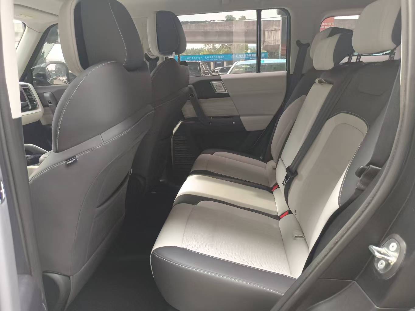 iCAR 03T 2024 RWD520kmLong RangeEnjoyPure Electric thumbnail 8
