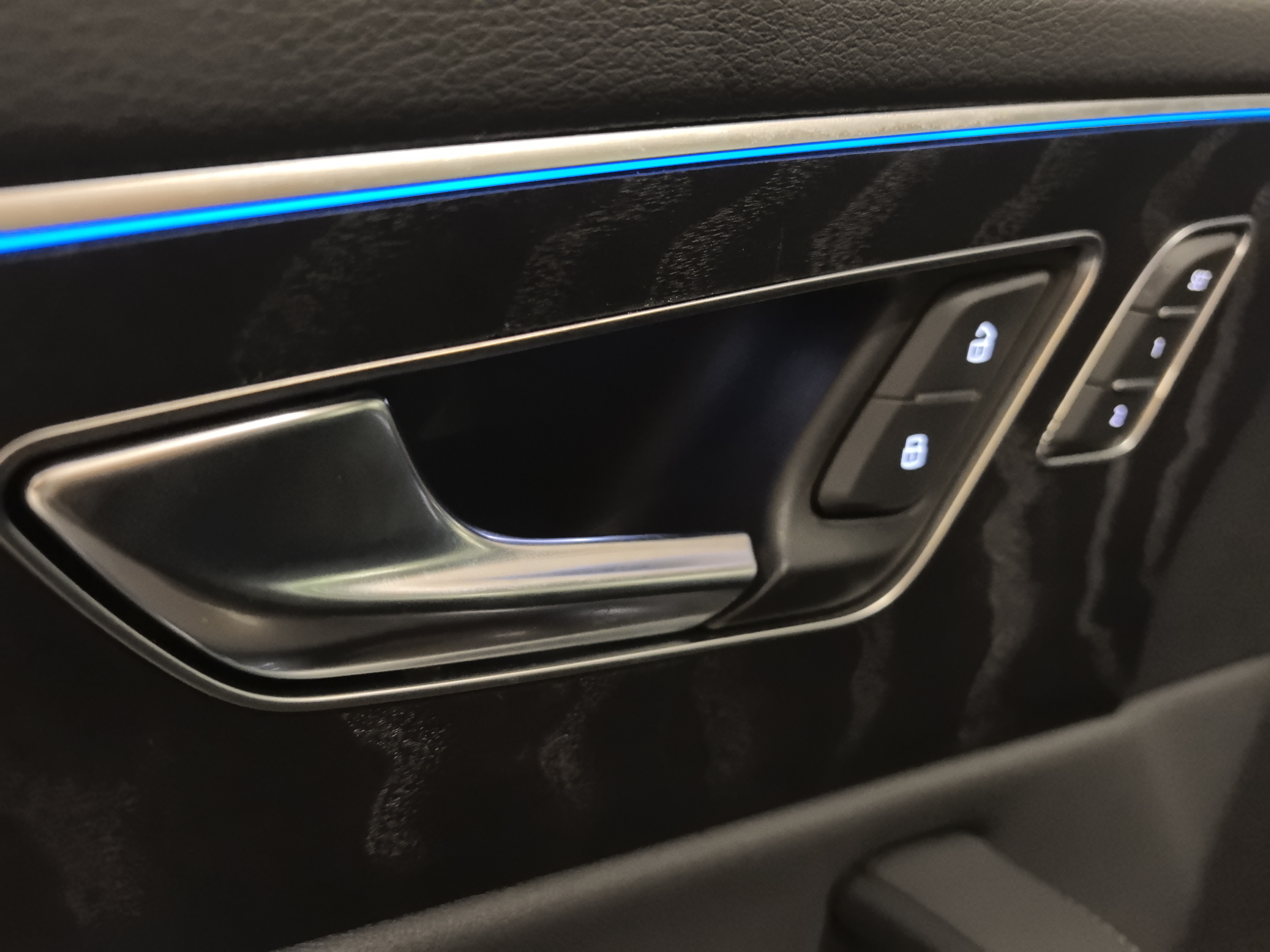 Audi Q8 2024 3.0T-A/MT4WD55TFSIHaohuadongganType48VQinghun thumbnail 5