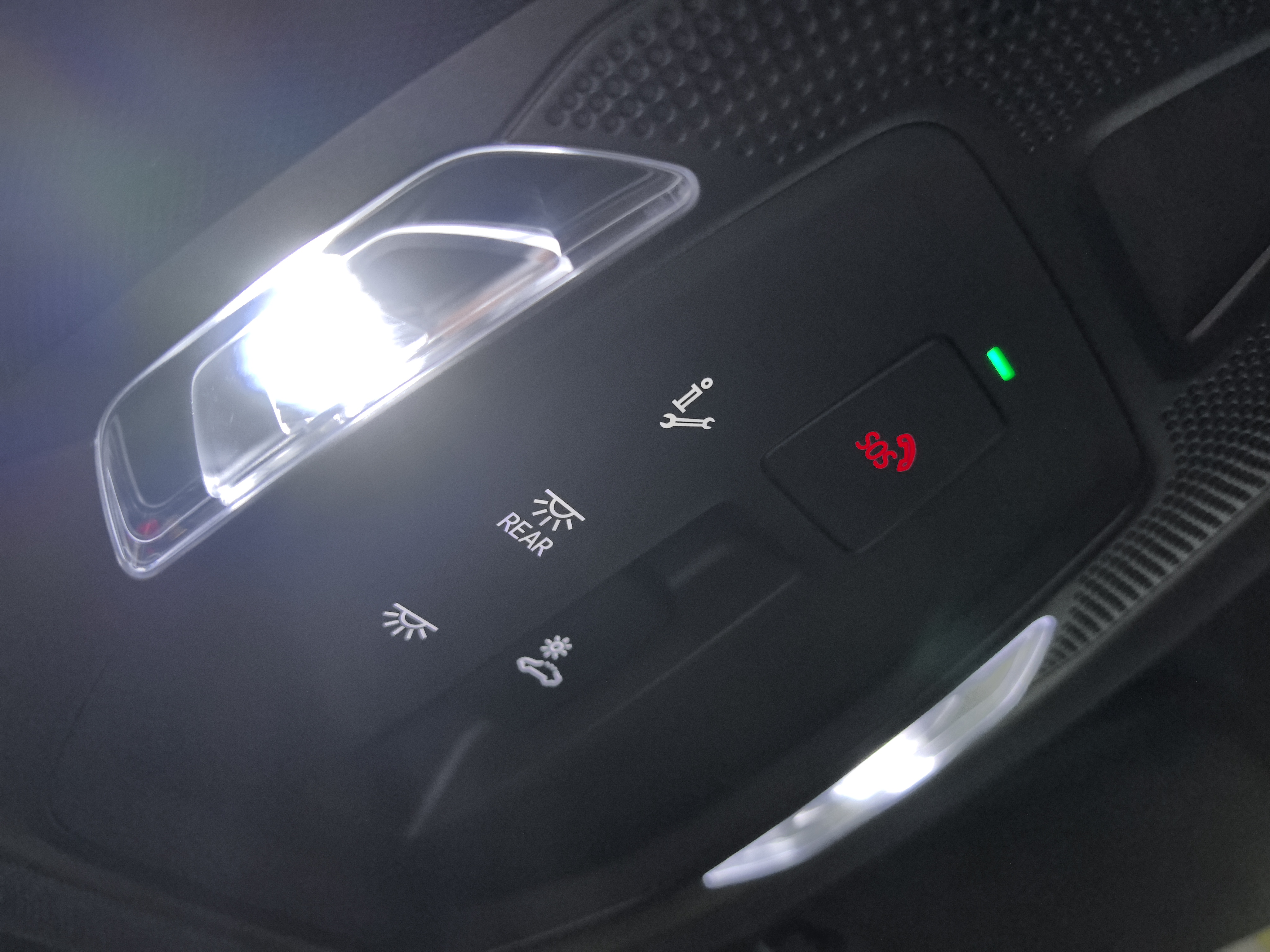 Audi A5L 2025 2.0T-A/MTYundongEditionquattroDCT(China VI) thumbnail 14